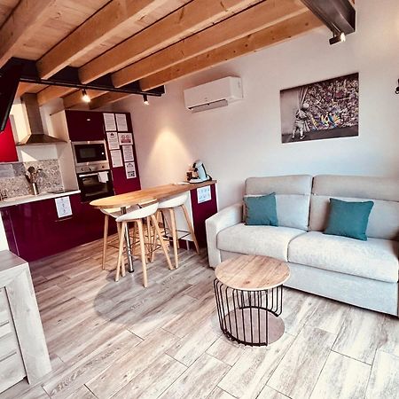 Le Clos De Tanvol - Parking Prive Gratuit- Terrasse Privee - Climatisation Viriat Luaran gambar