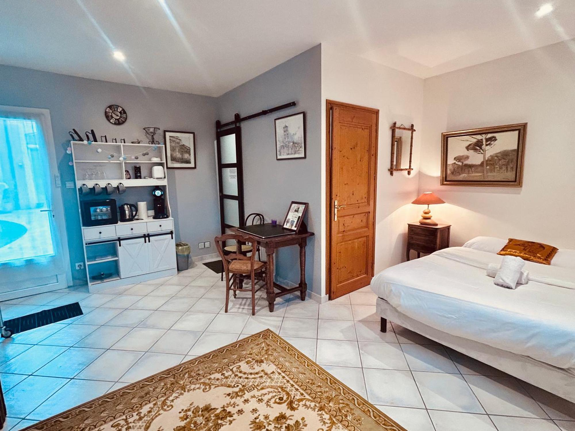 Le Clos De Tanvol - Parking Prive Gratuit- Terrasse Privee - Climatisation Viriat Luaran gambar
