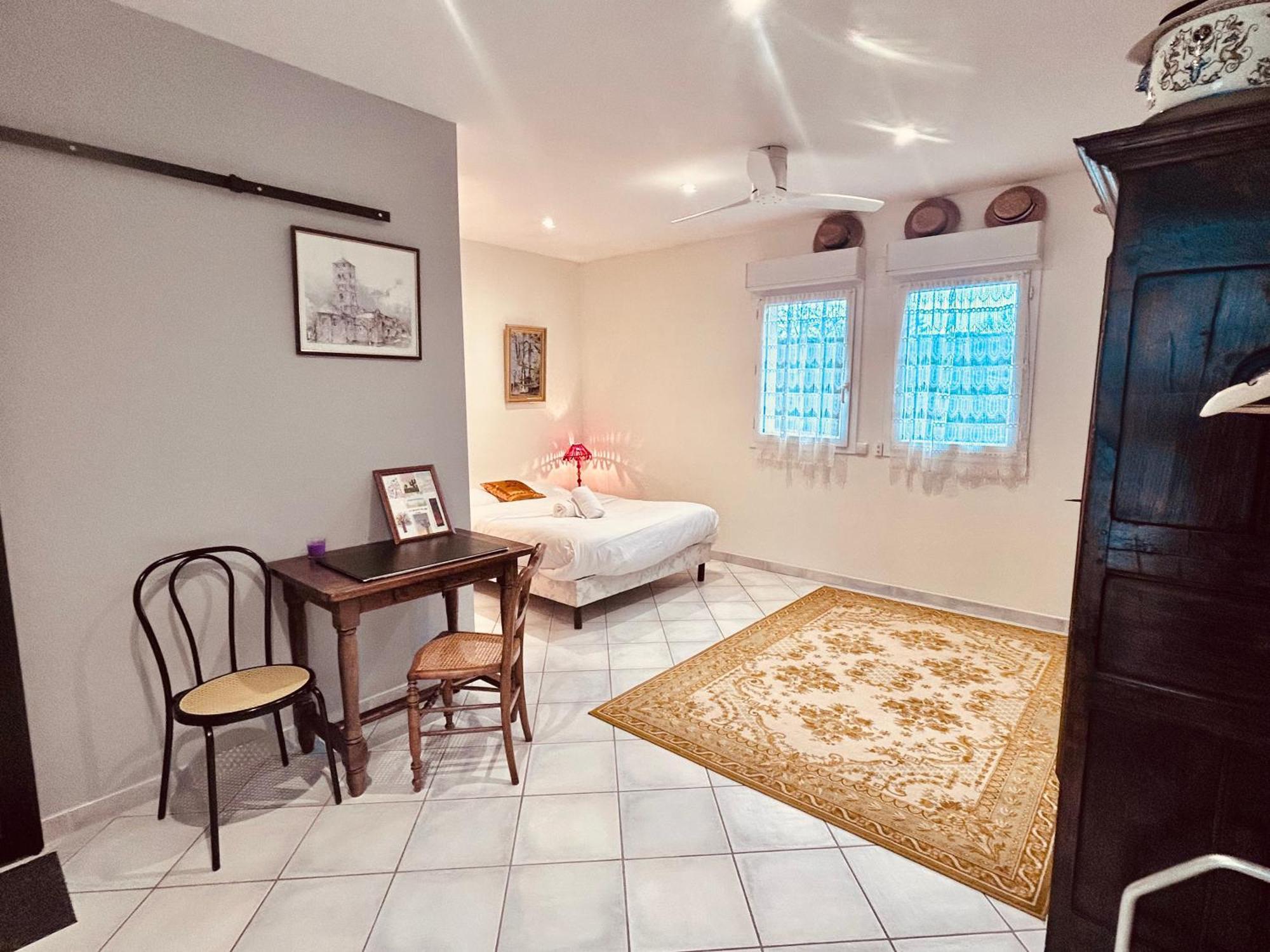 Le Clos De Tanvol - Parking Prive Gratuit- Terrasse Privee - Climatisation Viriat Luaran gambar